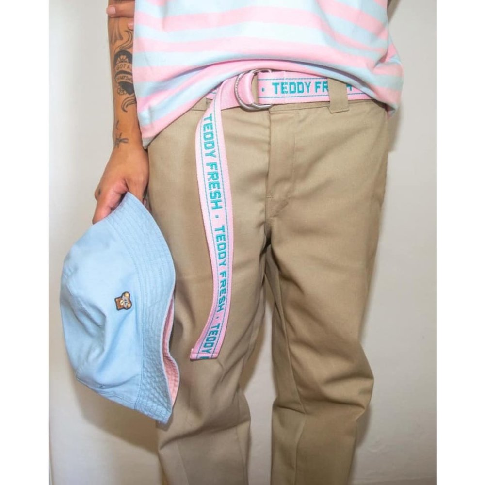 teddy fresh pink belt with teddy fresh logo 51" fabric 53" with buckle